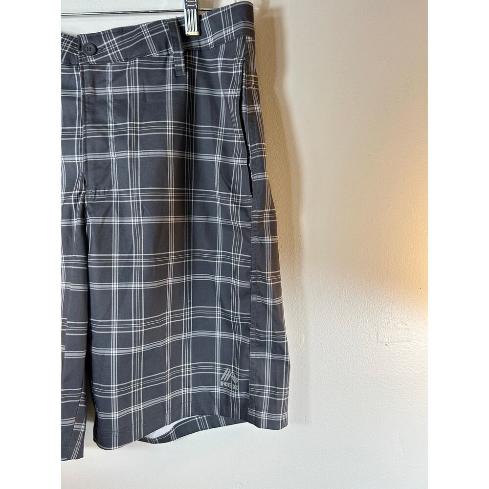 RBK Men’s Athletic Performance Gray Plaid Shorts / Size: 33” - Picture 6 of 8